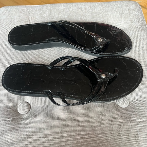 Women’s Coach Flip Flops - Picture 2 of 7